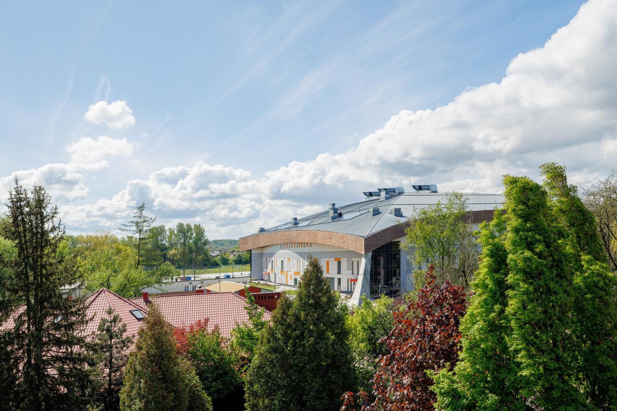 Hotel Cristal Park Tarnów Εξωτερικό φωτογραφία