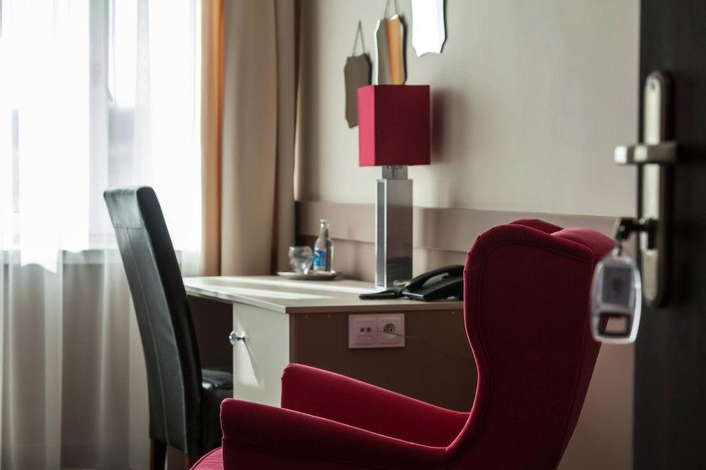 Hotel Cristal Park Tarnów Εξωτερικό φωτογραφία